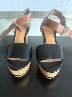 Tommy Hilfiger Women’s Cork Platform Sandals